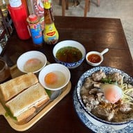 บ้านก๋ง ตลาดใต้