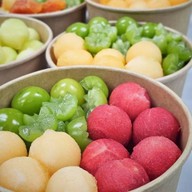 Ohm Happy Fruity ผลไม้ ปอกพร้อมทาน