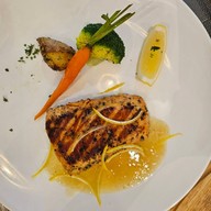 Azzurro by Chef Thanom เอ็มบีเคเซ็นเตอร์