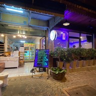 สาลี่ คาเฟ่ สุกี้โบราณสูตรถนนนครนอก สงขลา &ตามสั่ง สาขาถนนสุขเกษม สกลนคร
