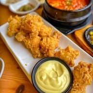 Chinuenim ไก่ทอดเกาหลี ศาลายา -