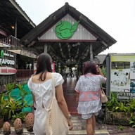 ไอยราซีฟู้ด (เกาะช้าง)