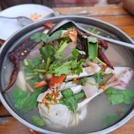 ไอยราซีฟู้ด (เกาะช้าง)