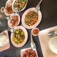 เมนูของร้าน ข้าวแกงบ้านสวน วังน้อย