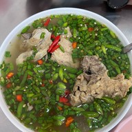 อากู๋ ข้าวผัดปูสาขาสาธุประดิษฐ์