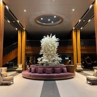 โรงแรมเรือรัษฎา