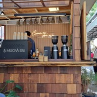 หน้าร้าน Adoy Coffee ประดิพัทธ์