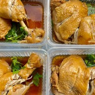 เลเลอคัว ไก่ต้มน้ำปลา