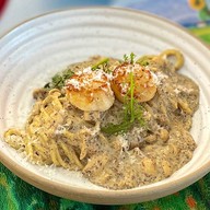 เมนูของร้าน Café Golden • Coffee Pastry Pasta -