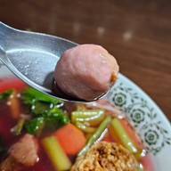 เมนูของร้าน ก๋วยเตี๋ยวลูกชิ้นปลานายเม้ง สาขาตลาดเปิดท้ายโลตัส-พระราม2