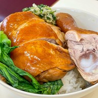 เมนูของร้าน Churoast ชูโรสท์ เชฟชูหมูแดงฮ่องกง สามเสน