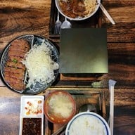 เมนูของร้าน Nikupura โคตรเนื้อย่าง 1945 นวลจันทร์