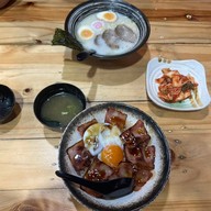 หมีซ่าส์ราเมน ลาดกระบัง