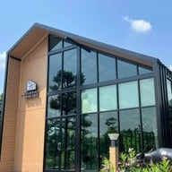 หน้าร้าน ฮักเขา คอฟฟีคาเฟ่ - Hugkhao coffee cafe