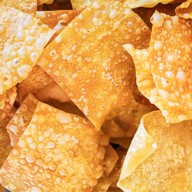 ก๋วยเตี๋ยวเรือหญิงขวัญ ก๋วยเตี๋ยวเรือต้มยำน้ำดำ