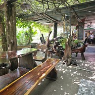 ครัวลุงรัตน์