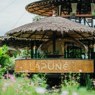 Lapuné Cafe and Scene