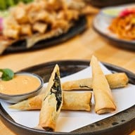 Roikhan | ร้อยก้าน