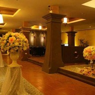 โรงแรมบ้านผึ้งแม่สะเรียง