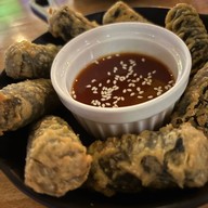 Changwon Fried Chicken (ไก่ทอดเกาหลี)  MRT PETCHABURI EXIT3