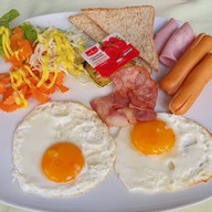 Cup Fine Day Coffee & Cuisine เมืองเชียงใหม่