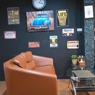 บรรยากาศ MALONG BURGER (ซอยรามอินทรา 14) สำนักงานใหญ่