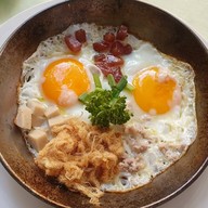 Cup Fine Day Coffee & Cuisine เมืองเชียงใหม่