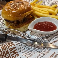 เมนูของร้าน MALONG BURGER (ซอยรามอินทรา 14) สำนักงานใหญ่