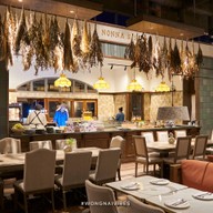 บรรยากาศ Moon Whale Pattaya พัทยา