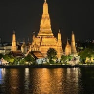 sala rattanakosin eatery and bar