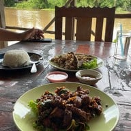 ร้านอาหาร ตายาย บางปะอิน