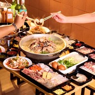 ล้นหม้อ  (เอาถ่าน บรรทัดทอง)