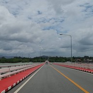 สะพานตากสินมหาราช