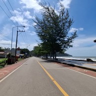 ถนนเฉลิมบูรพาชลทิศ