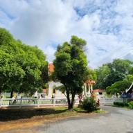 หลวงพ่อหิน เขื่อนเจ้าพระยา