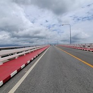 สะพานตากสินมหาราช