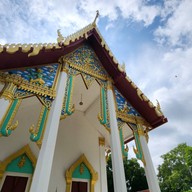 หลวงพ่อหิน เขื่อนเจ้าพระยา