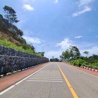 ถนนเฉลิมบูรพาชลทิศ