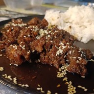 โคตรผัดโลกันต์ ไท'รส สาขาตลาดกันเอง