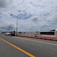 สะพานตากสินมหาราช