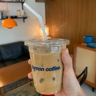 เมนูของร้าน turn on coffee