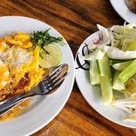 เมนูของร้าน ร้านอาหาร ต้นตะขบ