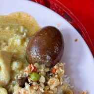 เมนูของร้าน ร้านข้าวแกงเจ๊กปุ้ย (เจ้เฉีย)