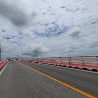 สะพานตากสินมหาราช