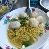 เกี๊ยวปลานายเคี้ยม