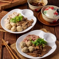 ข้าวมันไก่บ้าน-ธัญรส เกาเหลาเนื้อตุ๋น หมูตุ๋นสูตรต้นตำรับ สาขาพนัสนิคม พนัสนิคม