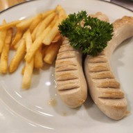 ถูกและดี เดอะ สตรีท