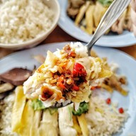 ข้าวมันไก่บ้าน-ธัญรส เกาเหลาเนื้อตุ๋น หมูตุ๋นสูตรต้นตำรับ สาขาพนัสนิคม พนัสนิคม