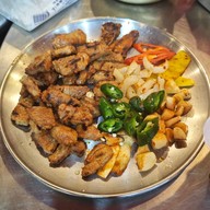 Geonbae คอมเบ ร้านอาหารเกาหลี