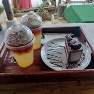 ฮายริเวอร์คาเฟ่ ฮายริเวอร์คาเฟ่
